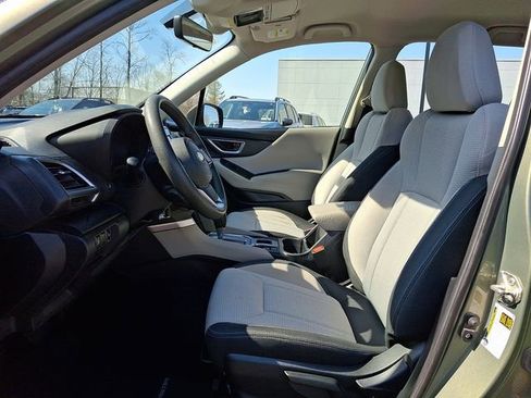 Used 2021 Subaru Forester AWD/4WD image 13
