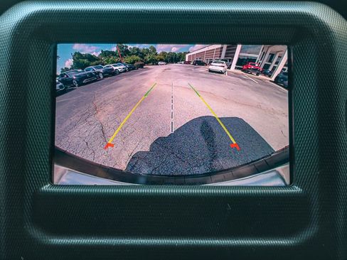 Used 2021 Jeep Wrangler Unlimited Sahara image 32