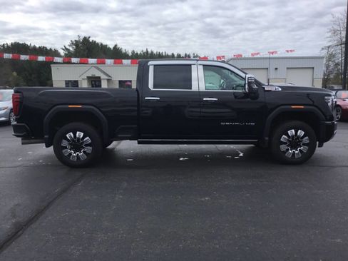 Used 2025 GMC Sierra 2500 Denali w/ Denali Reserve Package AWD/4WD image 6