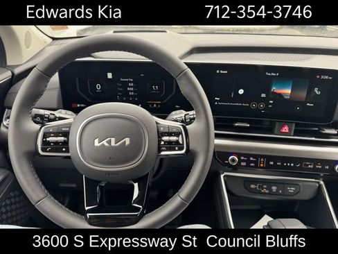 New 2026 Kia Carnival SX Prestige image 23