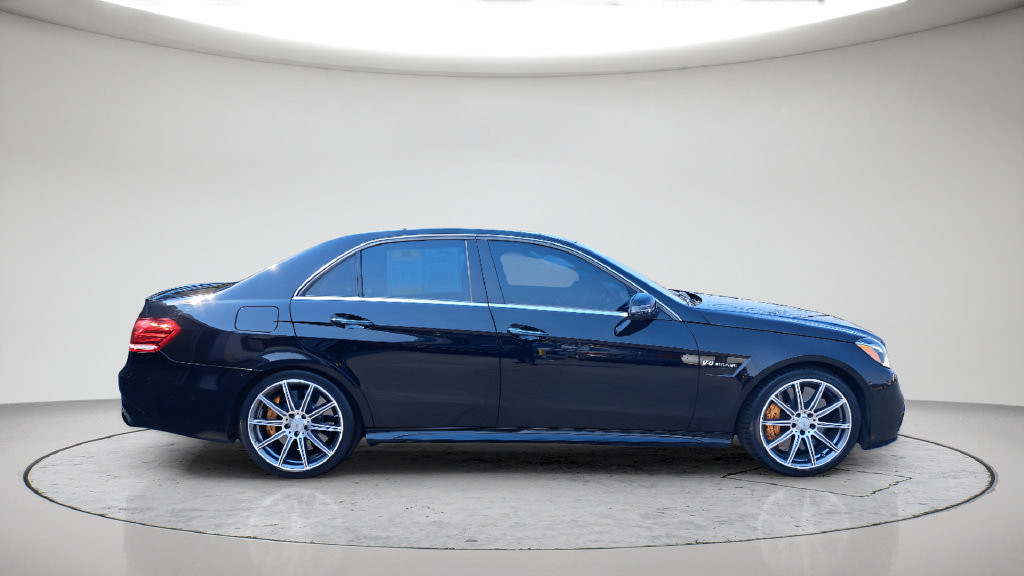 Used 2014 Mercedes-Benz E 63 AMG S-Model image 4