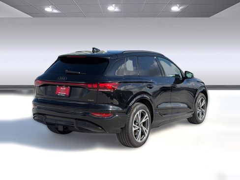 New 2027 Audi Q6 e-tron Prestige AWD/4WD image 9