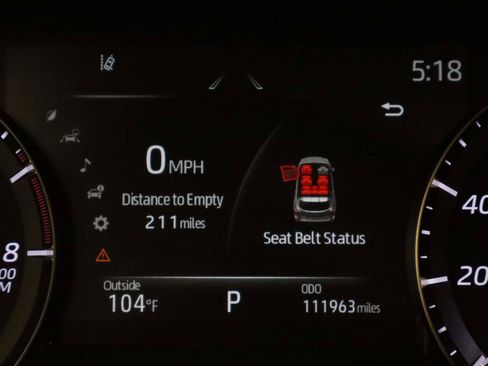 Used 2021 Toyota Highlander XLE FWD image 8