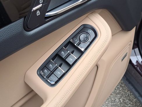 New 2026 Porsche Macan image 25