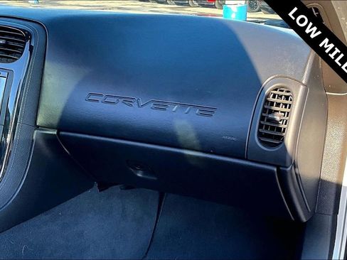 Used 2012 Chevrolet Corvette Coupe w/ Roof Package image 21