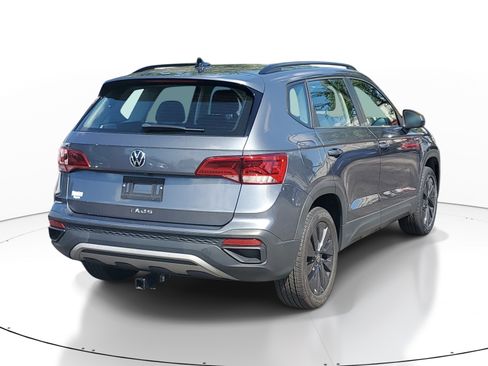 Used 2022 Volkswagen Taos S FWD image 6