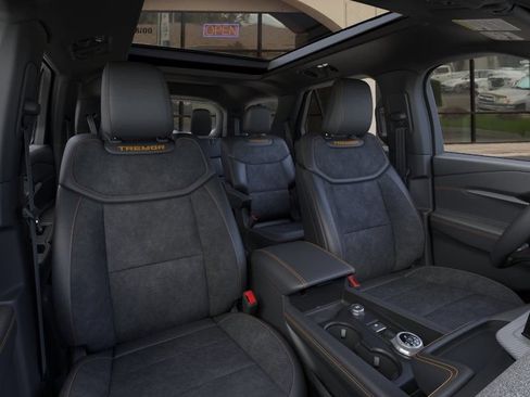 New 2026 Ford Explorer Tremor w/ Tremor Ultimate Package AWD/4WD image 33