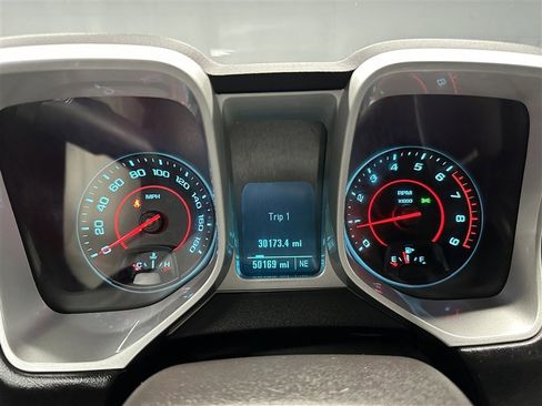 Used 2013 Chevrolet Camaro SS w/ SS Performance Package image 26