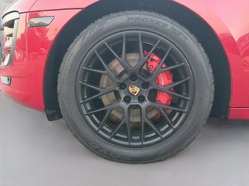 Used 2017 Porsche Macan GTS w/ Premium Package Plus image 39