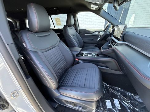 New 2026 Ford Explorer ST-Line w/ ST-Line Street Pack RWD image 27