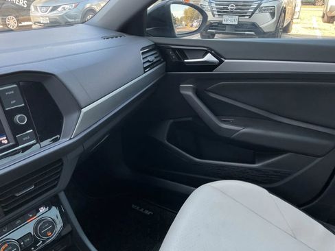 Used 2020 Volkswagen Jetta S image 27
