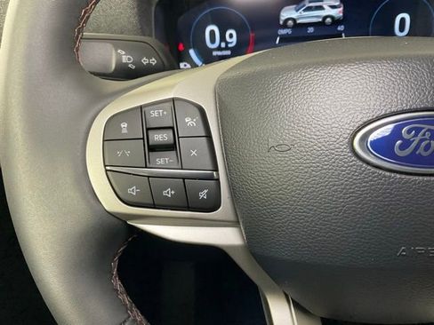 New 2026 Ford Explorer Active w/ Active Comfort Package image 25