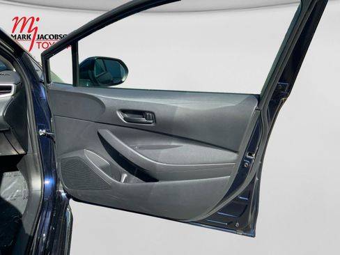 Used 2024 Toyota Corolla LE FWD image 29