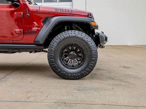 Used 2022 Jeep Wrangler Unlimited Sport image 12