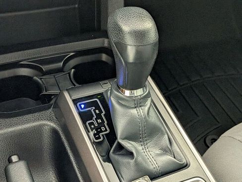 Used 2023 Toyota Tacoma SR5 w/ Technology Package RWD image 17