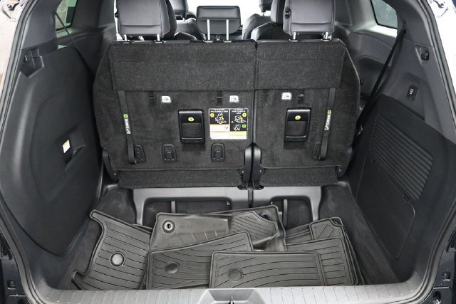 Used 2024 Toyota Sienna XSE w/ XSE Plus Package AWD/4WD image 18