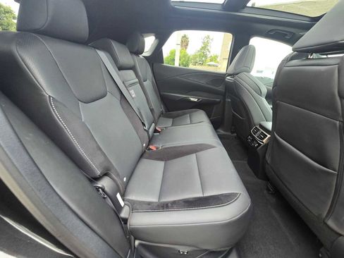 Used 2023 Lexus RX 500h F Sport AWD/4WD image 12