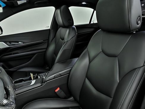 Used 2021 Cadillac CT4 Luxury w/ Sun And Sound Package RWD image 18