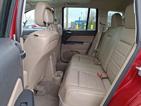 Used 2011 Jeep Compass Limited w/ Sun/Sound Group AWD/4WD image 10