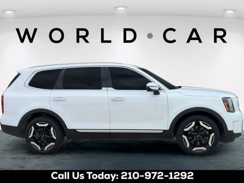 Used 2024 Kia Telluride S w/ S Sunroof Package FWD image 7