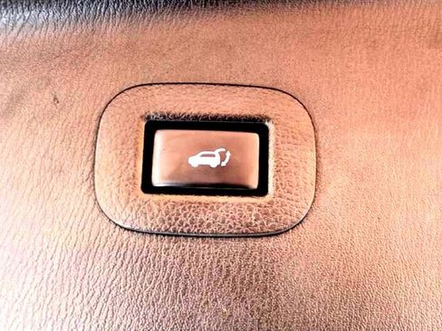 Used 2012 INFINITI QX56 2WD w/ Theater Pkg image 22