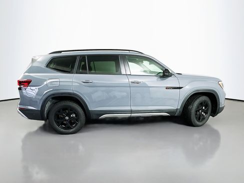New 2026 Volkswagen Atlas Peak Edition AWD/4WD image 8