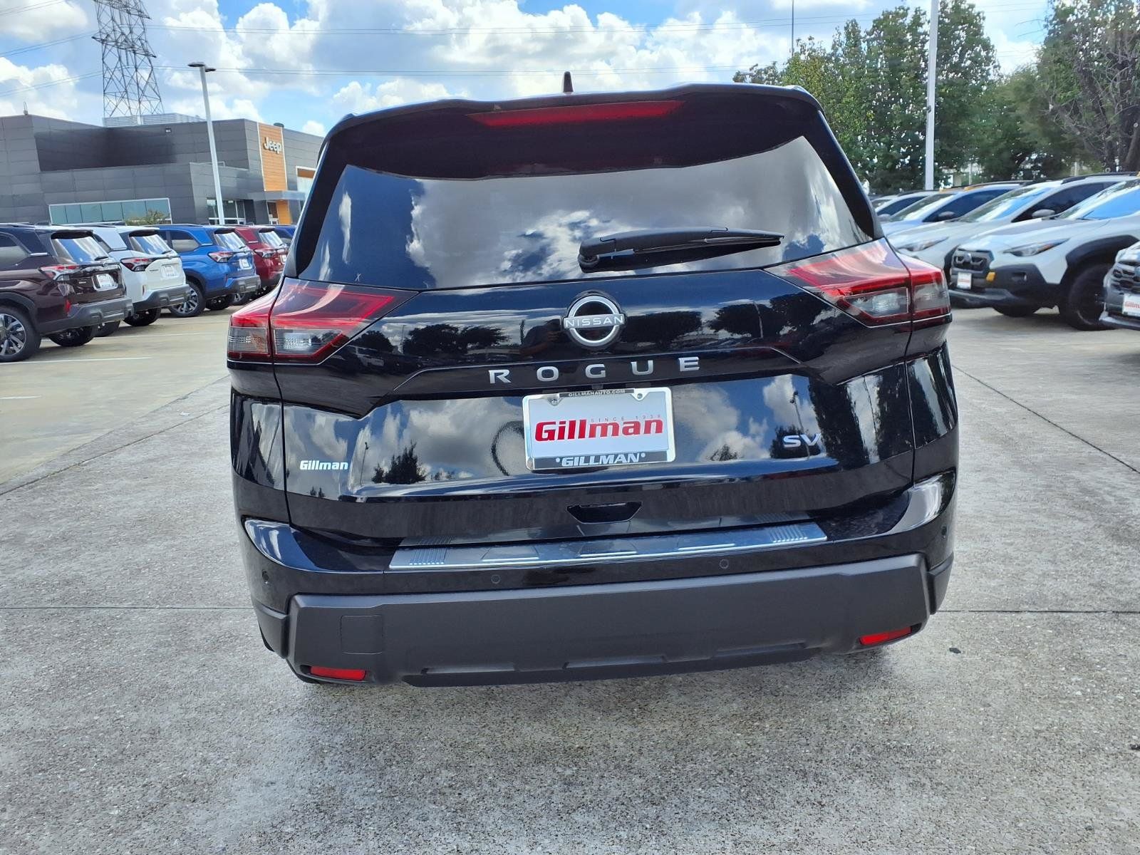 Used 2024 Nissan Rogue SV FWD image 24