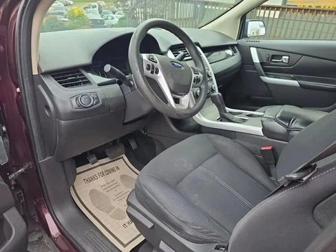 Used 2011 Ford Edge SE FWD image 11