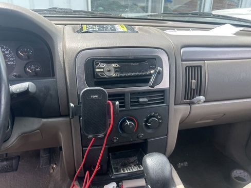 Used 2002 Jeep Grand Cherokee Laredo image 12