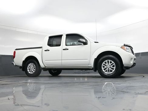 Used 2017 Nissan Frontier SV w/ SV Value Truck Package image 33