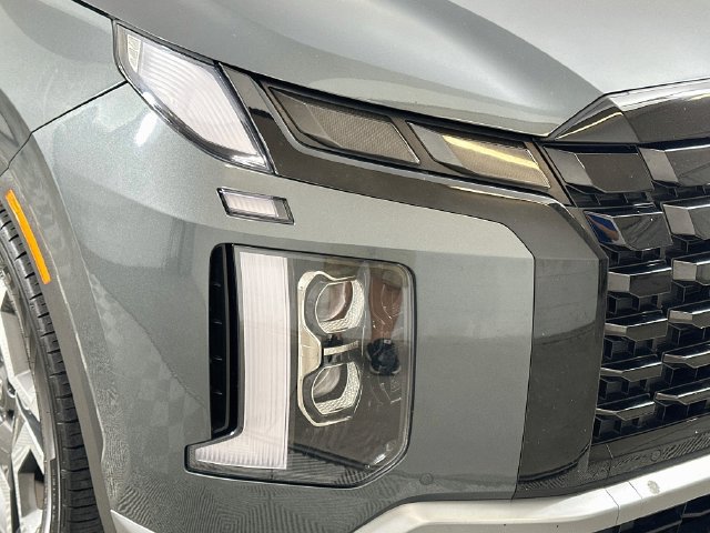 Used 2024 Hyundai Palisade Limited FWD image 25