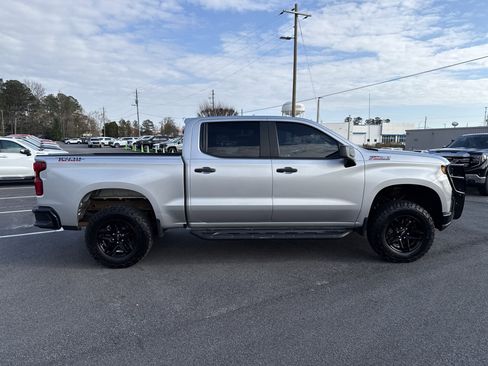 Used 2020 Chevrolet Silverado 1500 Custom Trail Boss w/ Custom Convenience Package image 5