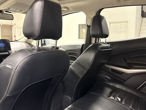 Used 2020 Ford EcoSport Titanium image 14
