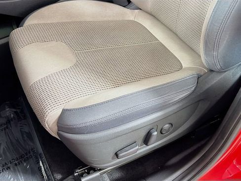 Used 2023 Hyundai Santa Fe SEL image 15