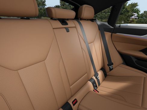 New 2026 BMW i4 eDrive40 image 10