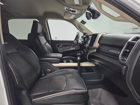 Used 2022 RAM 2500 Laramie AWD/4WD image 19