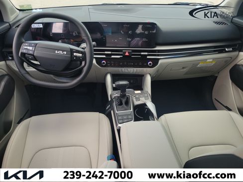 New 2026 Kia Sportage EX FWD image 17
