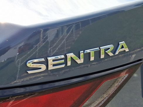 Used 2025 Nissan Sentra SV image 30