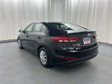 Used 2018 Hyundai Elantra SE image 4