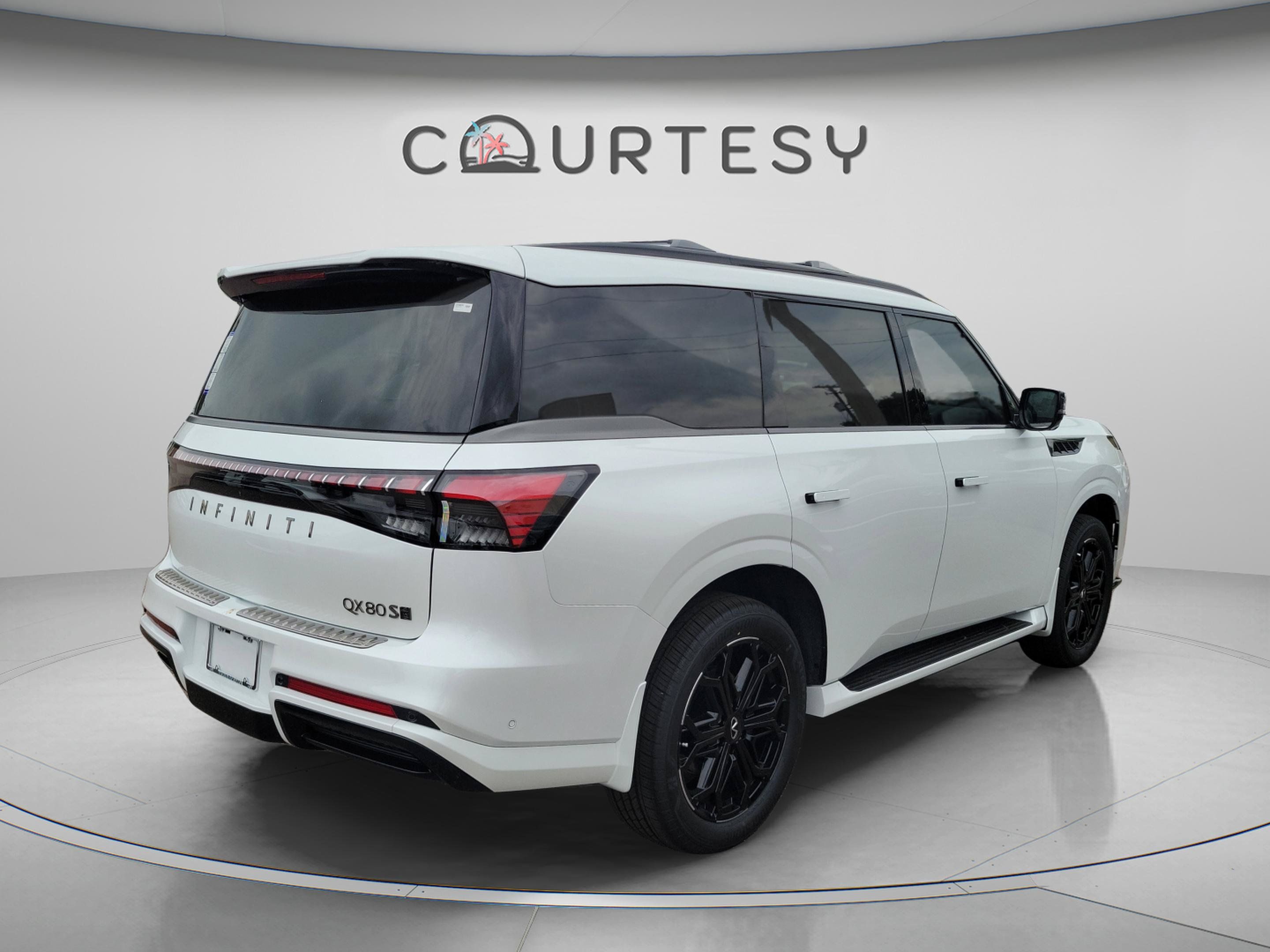 New 2026 INFINITI QX80 4WD image 4