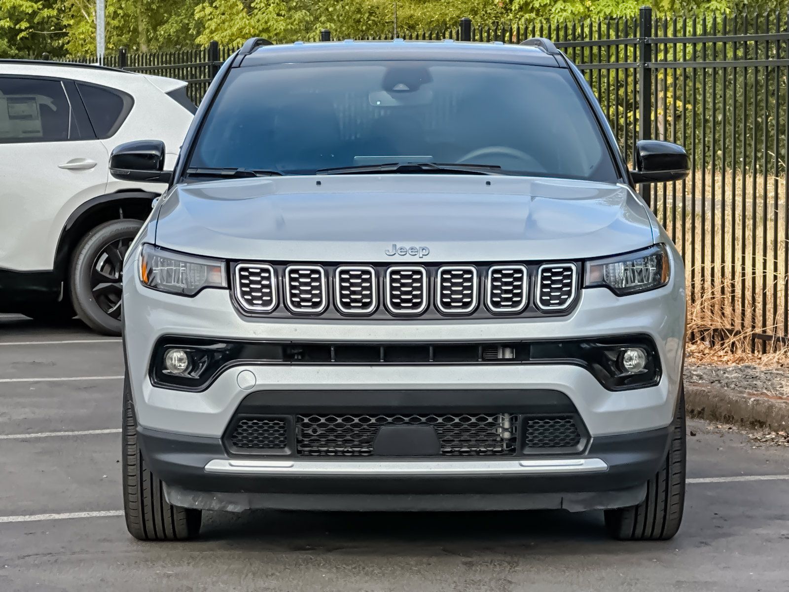 Used 2025 Jeep Compass Limited AWD/4WD image 8