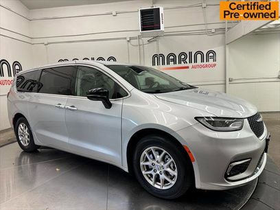 Certified 2024 Chrysler Pacifica Touring-L