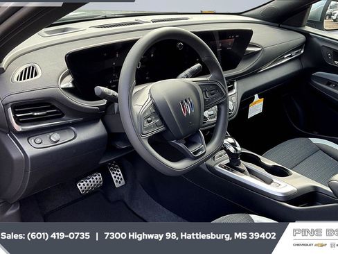 New 2026 Buick Envista Preferred w/ Convenience II Package FWD image 8
