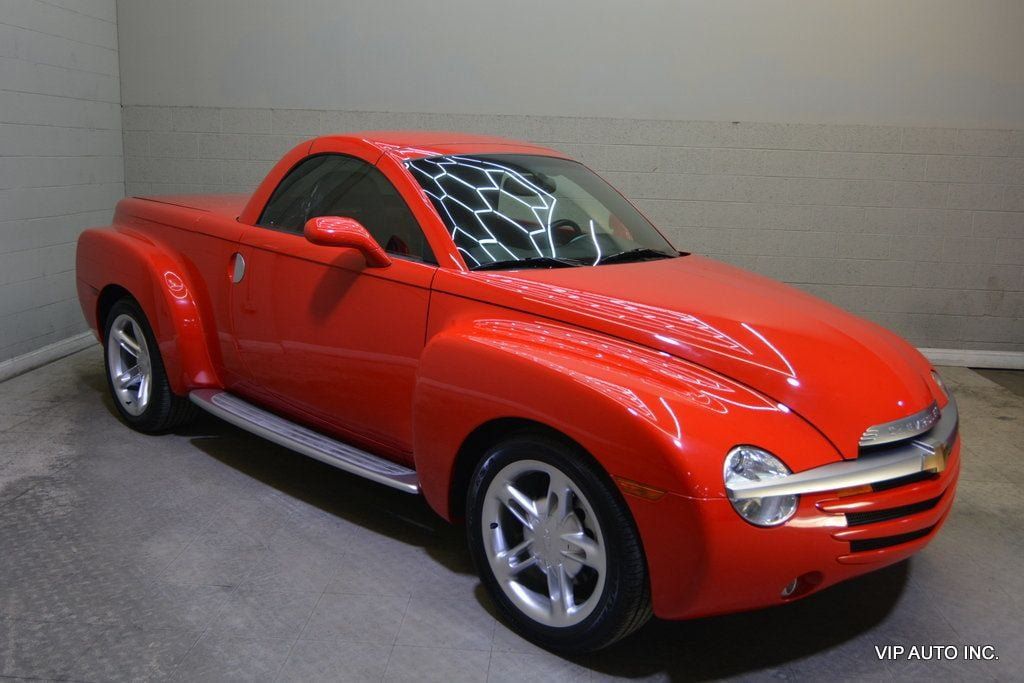 Used 2003 Chevrolet SSR w/ Preferred Equipment Group RWD image 13