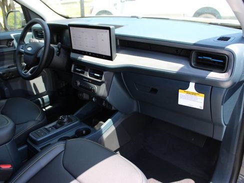 New 2026 Ford Maverick Lobo AWD/4WD image 9