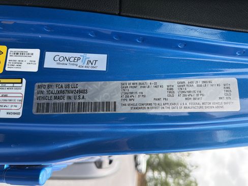 Used 2022 Jeep Wrangler Unlimited Rubicon 4xe AWD/4WD image 38