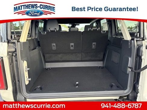 New 2025 Ford Bronco Outer Banks w/ Sasquatch Package image 13