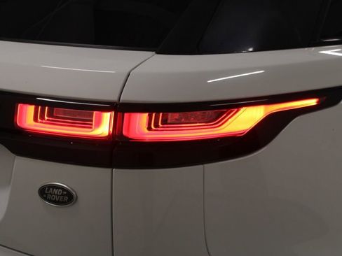Used 2022 Land Rover Range Rover Velar R-Dynamic S AWD/4WD image 10