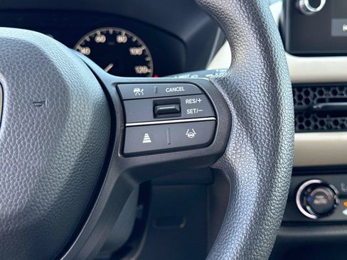 Certified 2026 Honda HR-V LX image 26