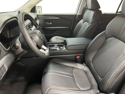 New 2026 Honda Pilot Touring image 16